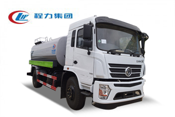 國(guó)六東風(fēng)專(zhuān)底綠化噴灑車(chē)10-12方