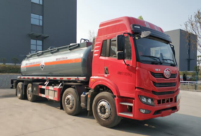 大力牌DLQ5319GFWC5型腐蝕性物品罐式運(yùn)輸車(chē)