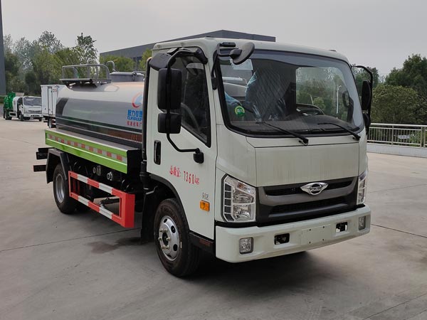 程力威牌CLW5070GSSBDP型灑水車(chē)